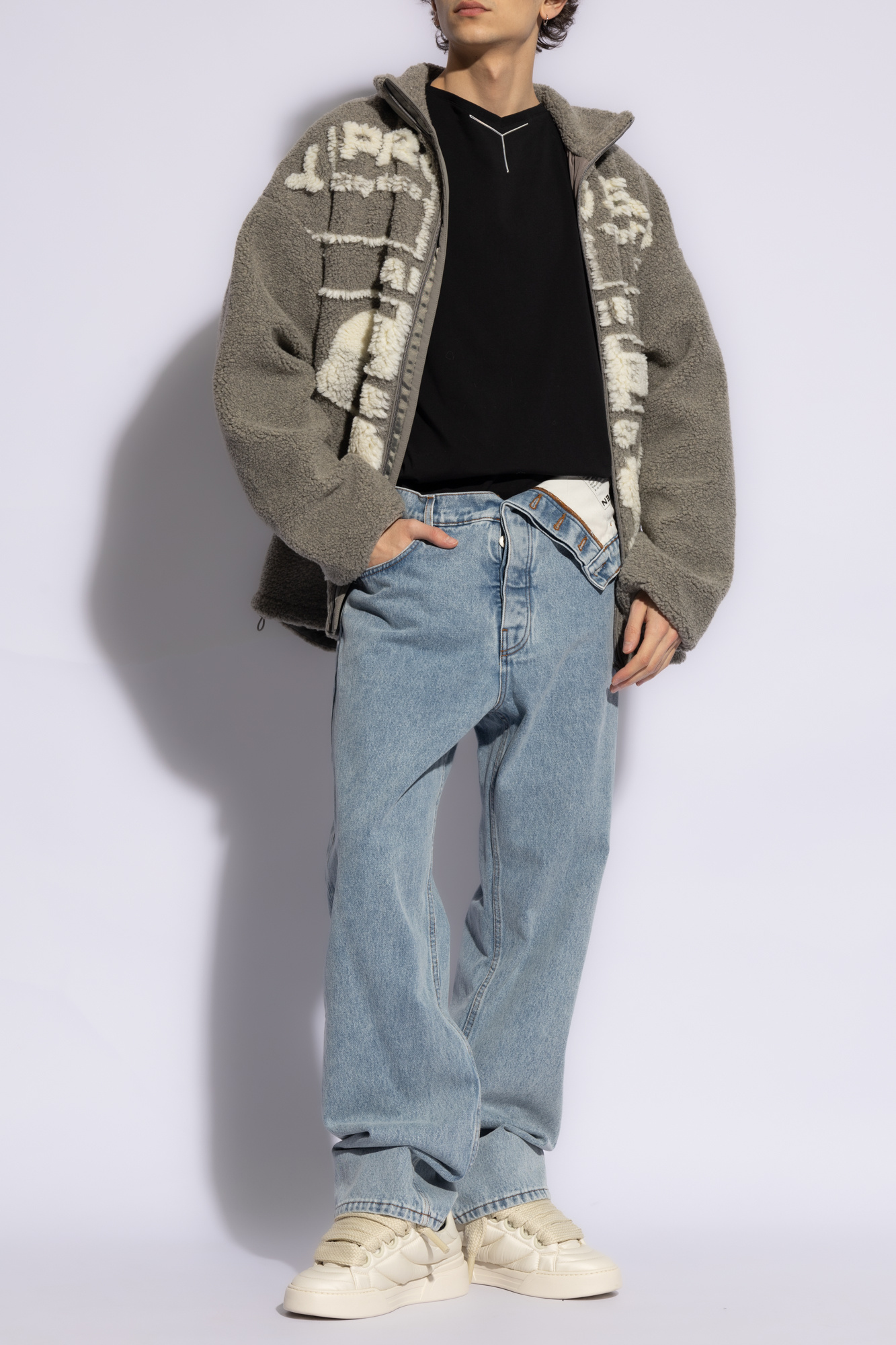 CFIERCE 猫柄　パーカー new jeans ダニエル着用y2k CFIERCE 猫柄 パーカー new jeans ダニエル着用y2k